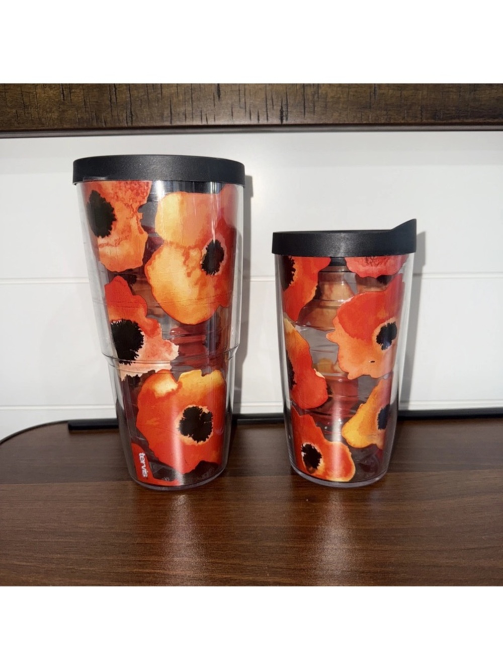 Tervis set of 2 Travel Tumbler with Red Orange Poppy Design - Black Lid